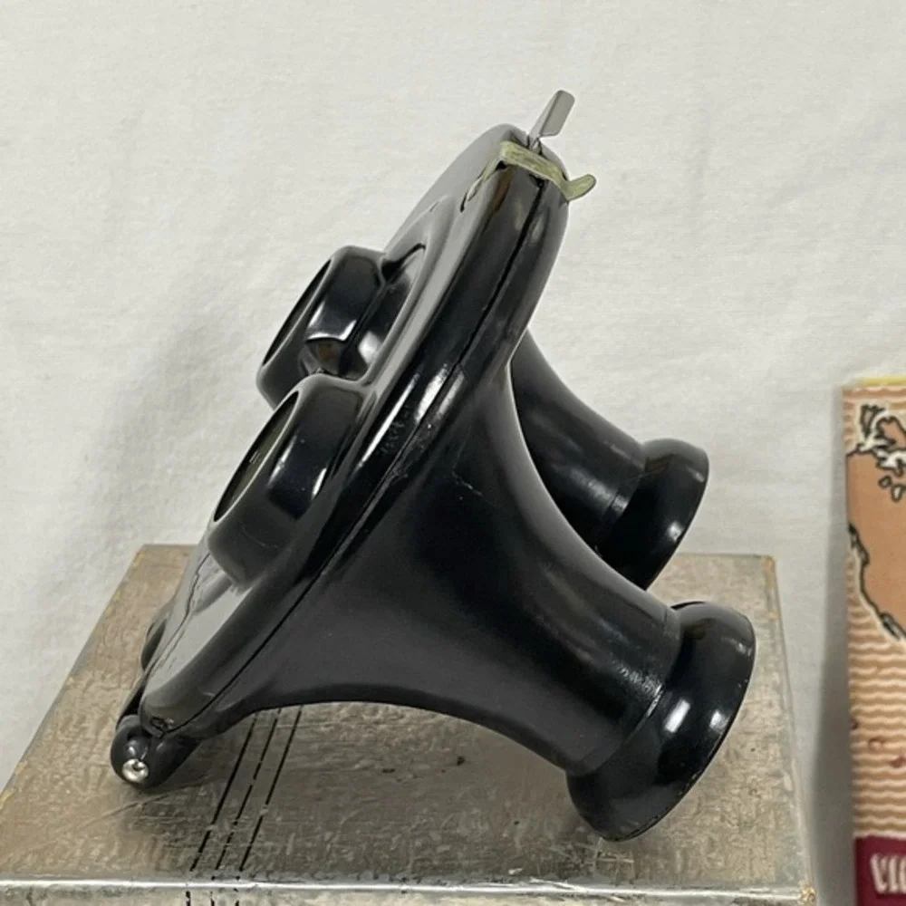 Vintage 1947 Sawyers Model B Round Black Bakelite View Master in‎ Box with Reels